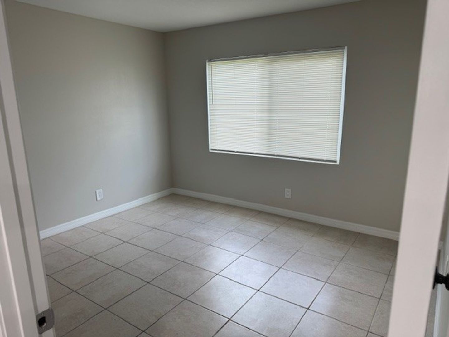 Pacifico Apartments 6 of 11