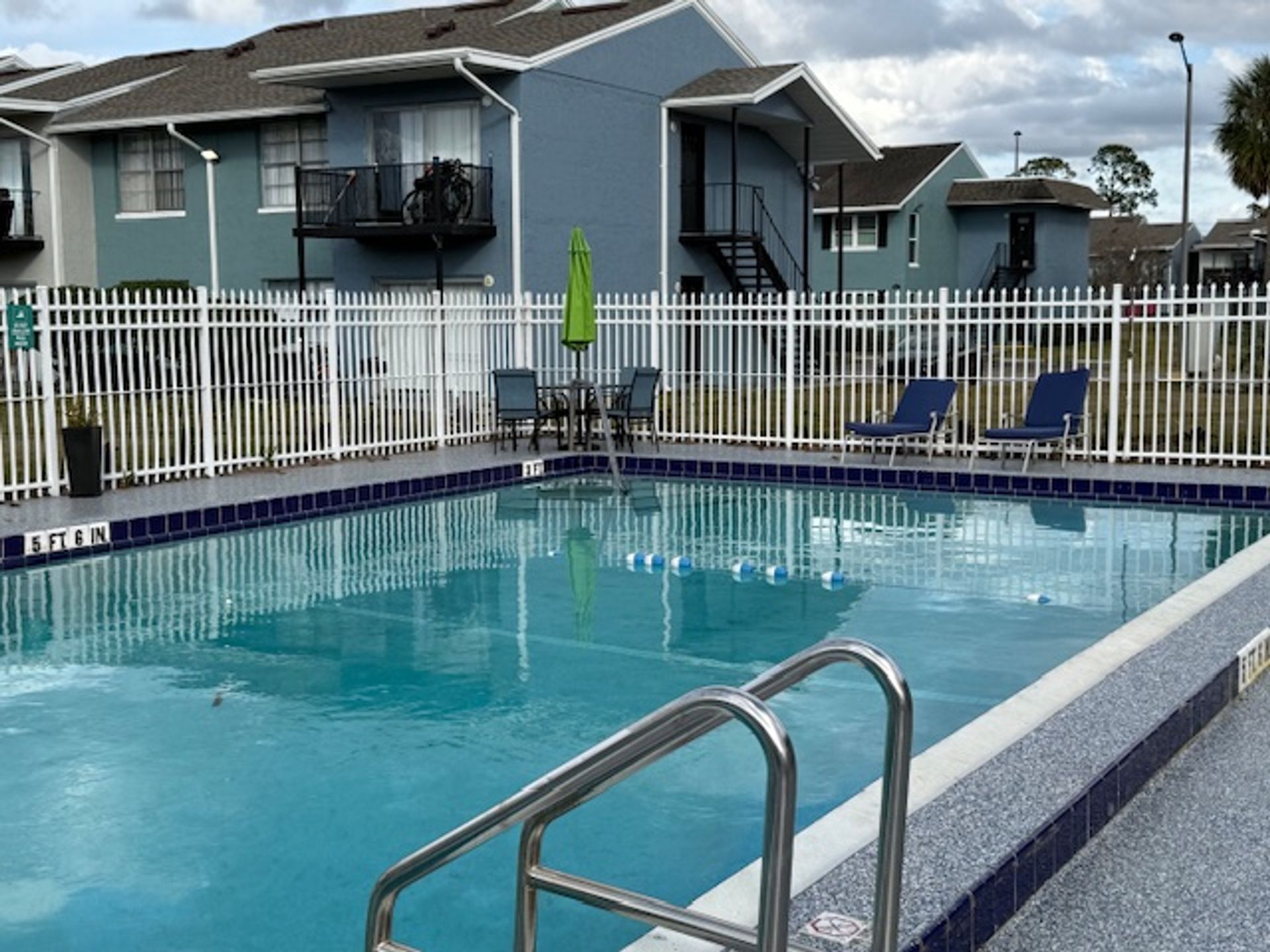 Pacifico Apartments 3 of 12