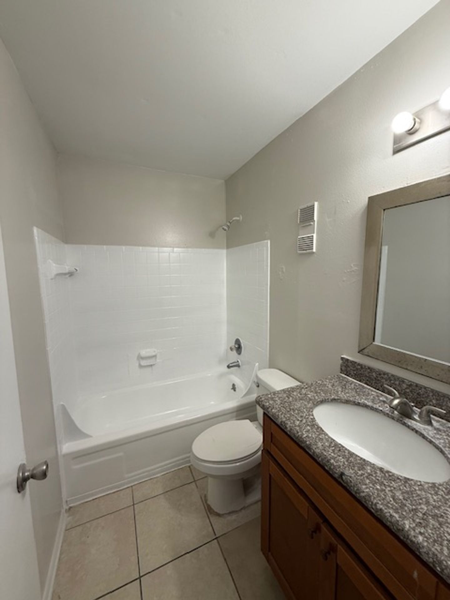 Pacifico Apartments 10 of 12