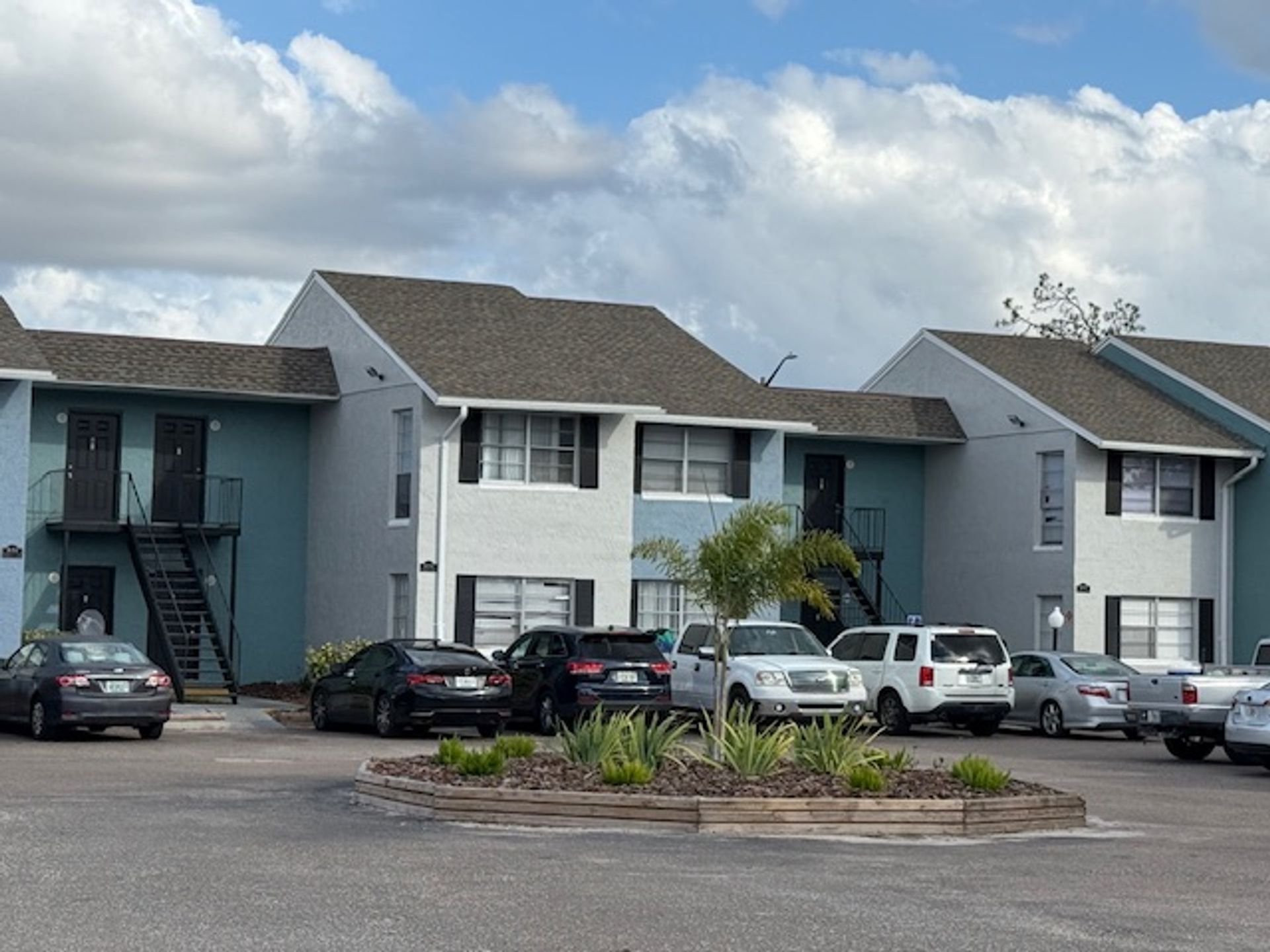 Pacifico Apartments 2 of 12