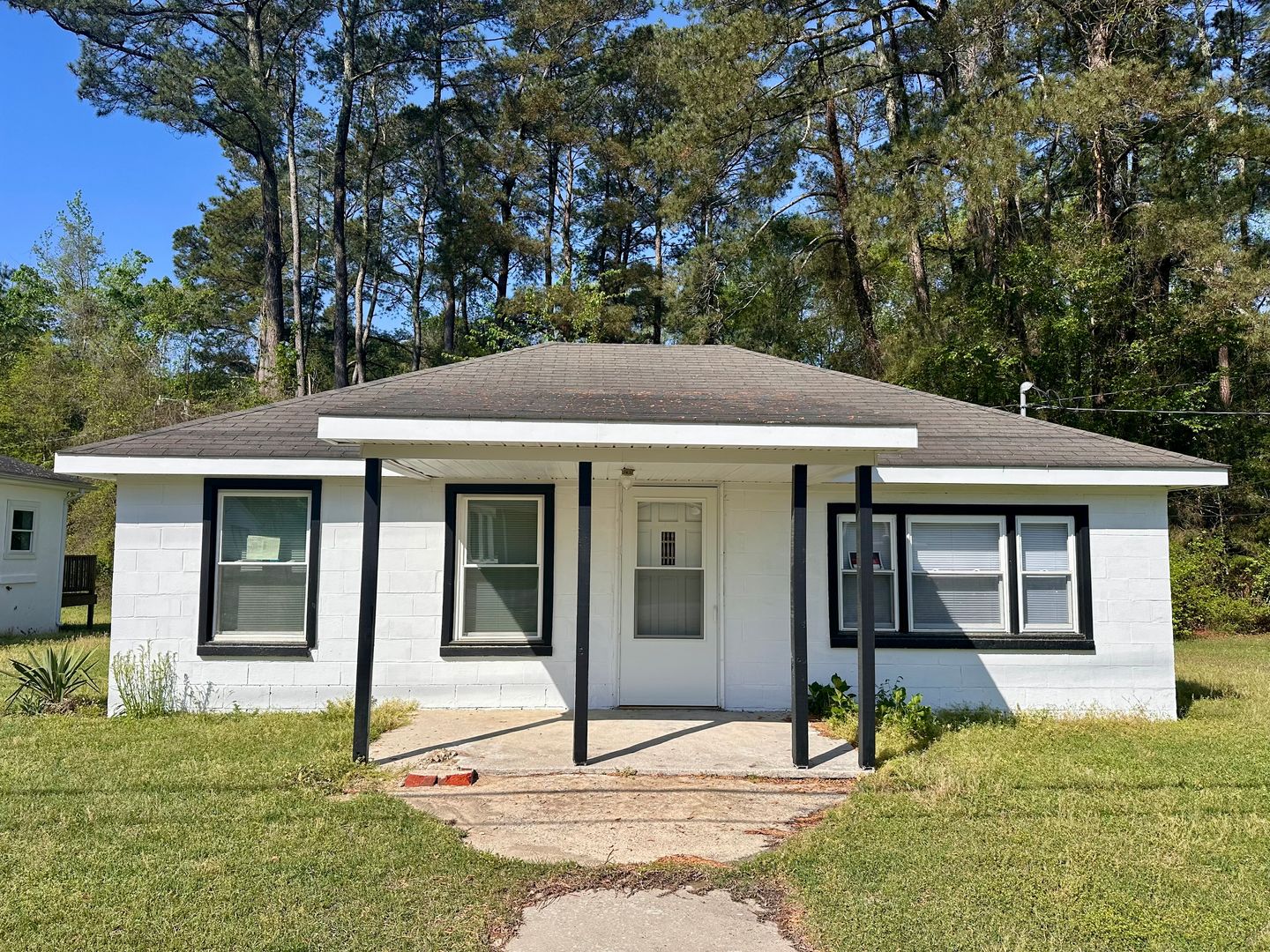 Princeville House: 106 Neville St