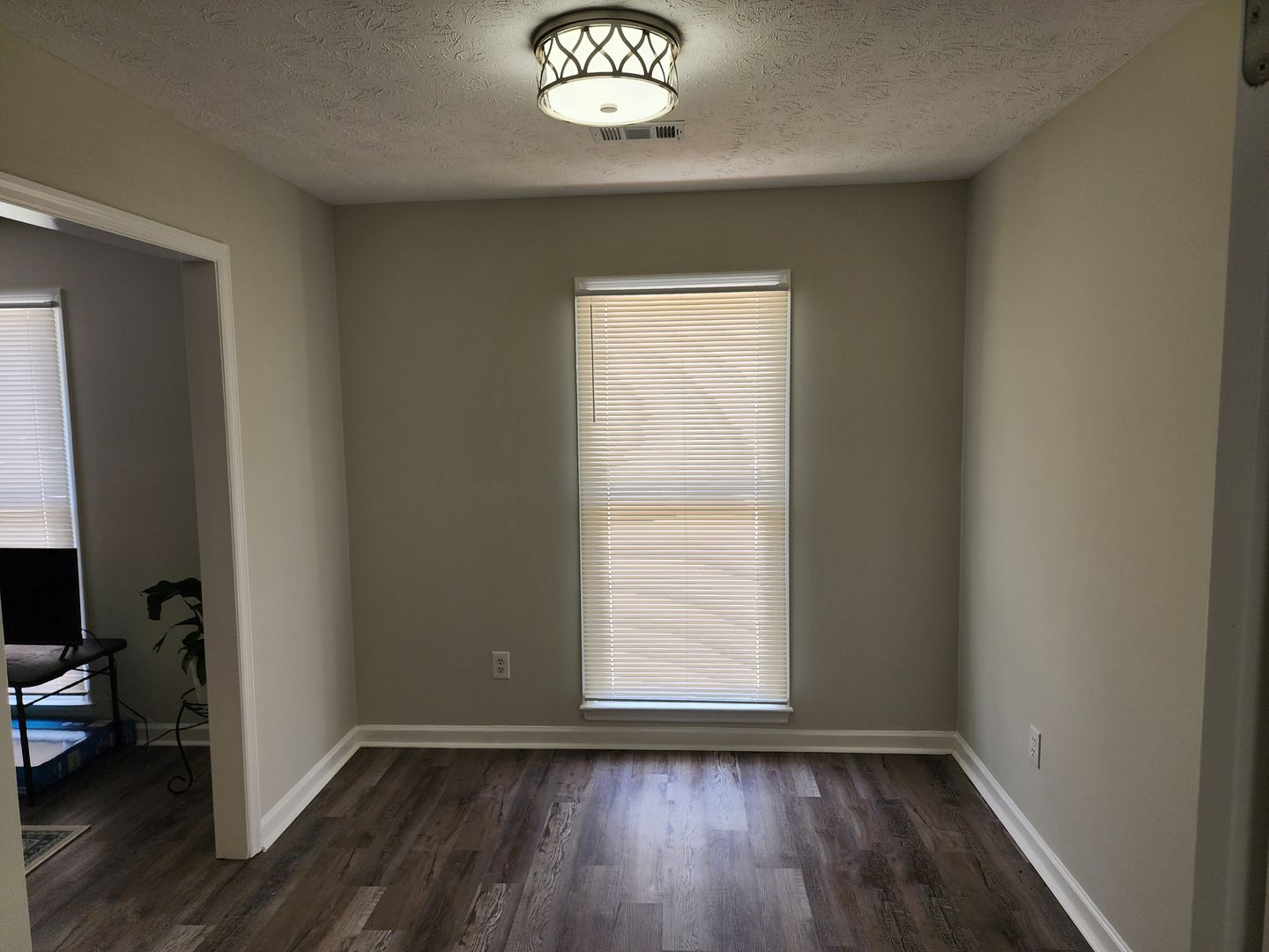Columbus House: 3034 Lansing Ave