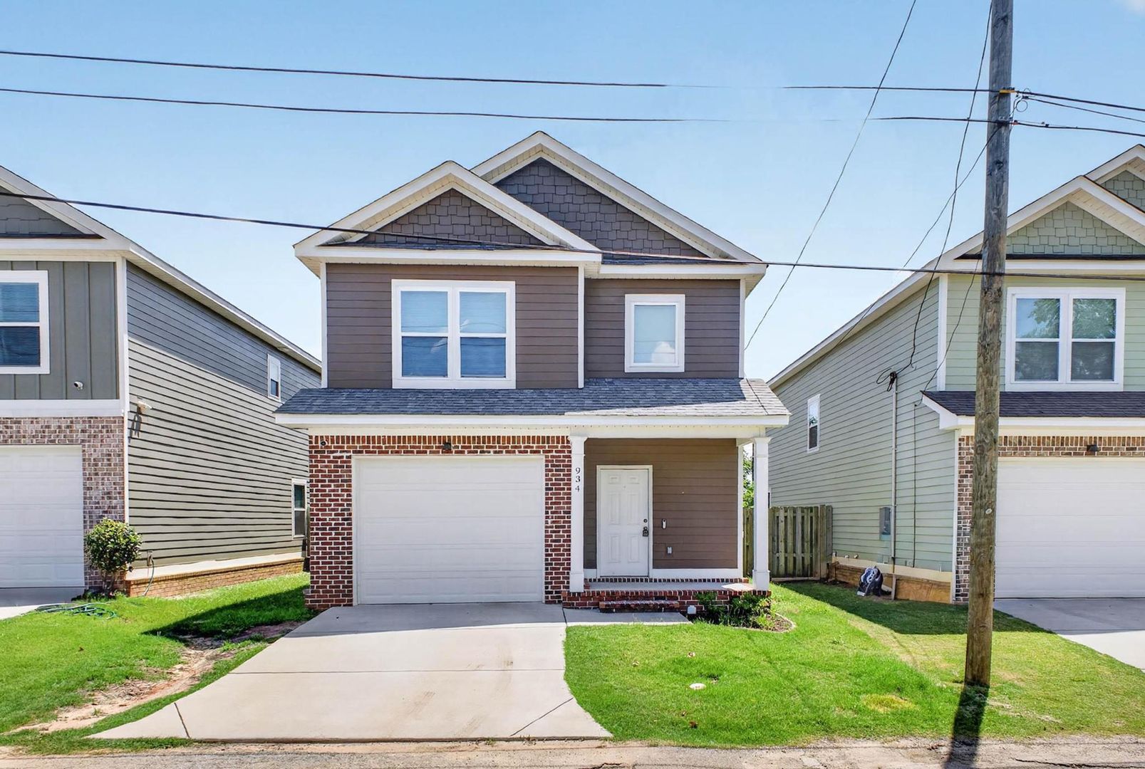 Augusta House: 934 Boyd Ln,