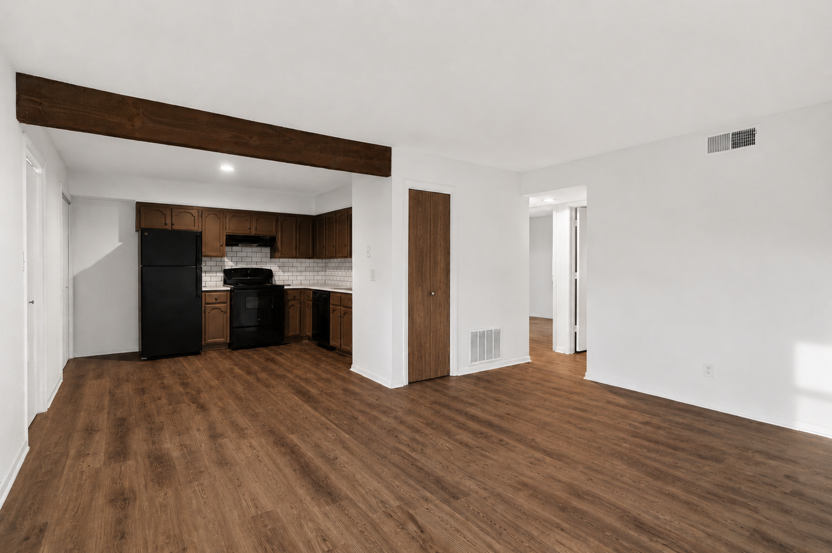 Platte City Apartment: 419 Paxton St  h4