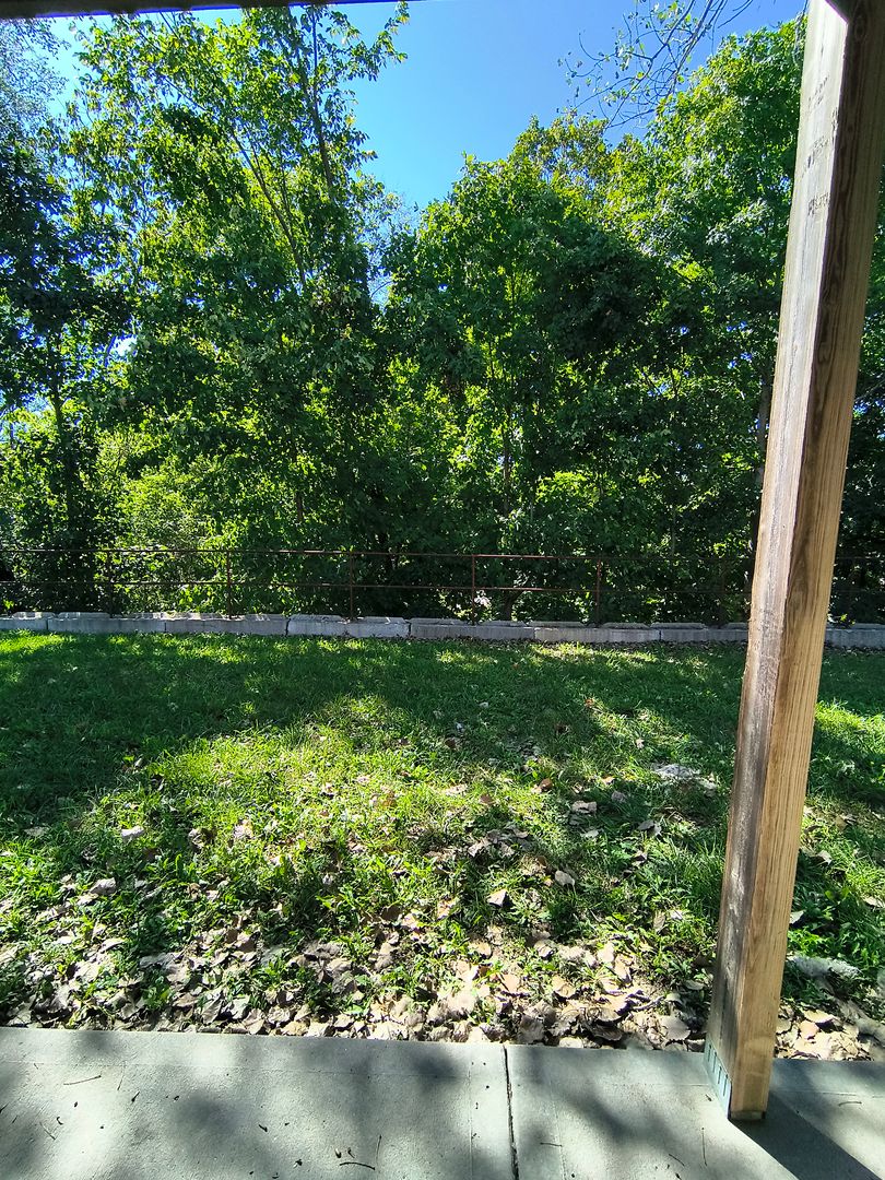 Platte City Apartment: 250 Marshal Road