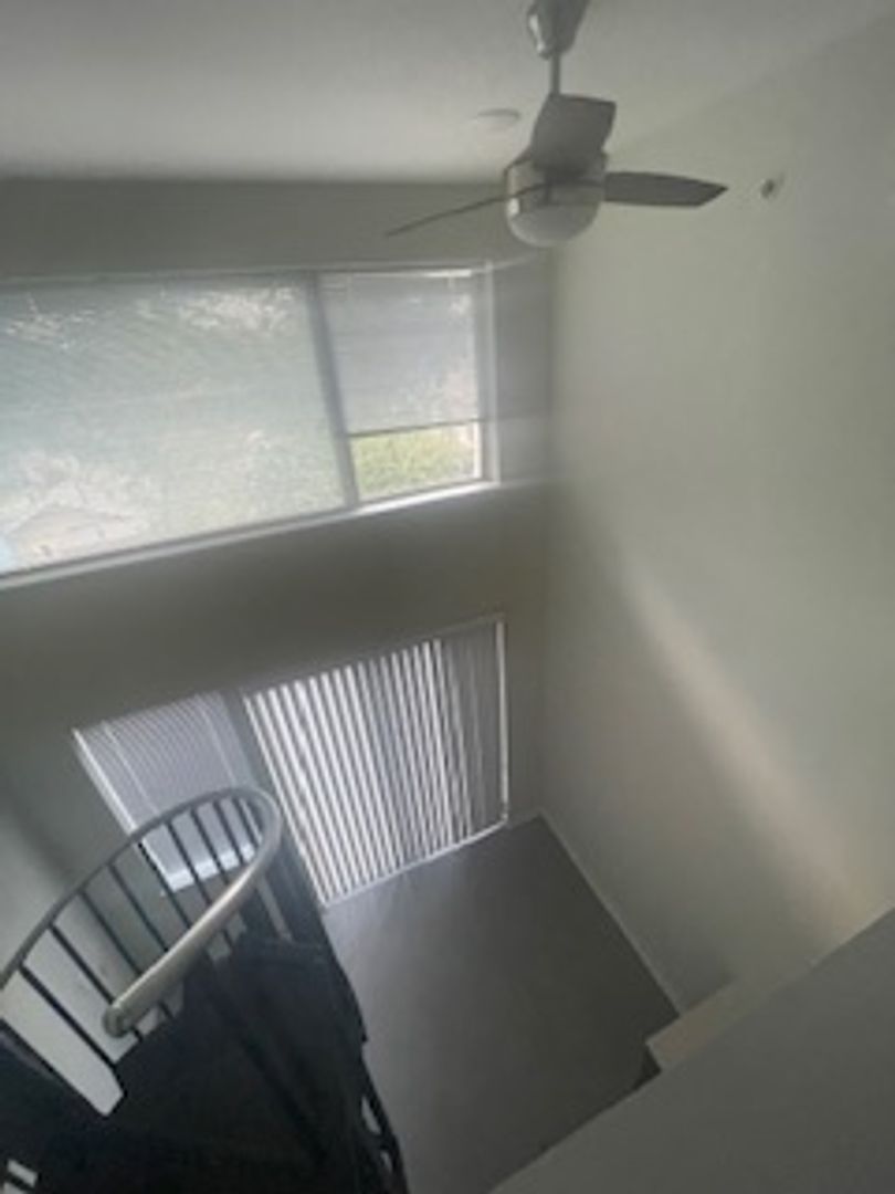 Kansas City Apartment: 5522 Troost Ave