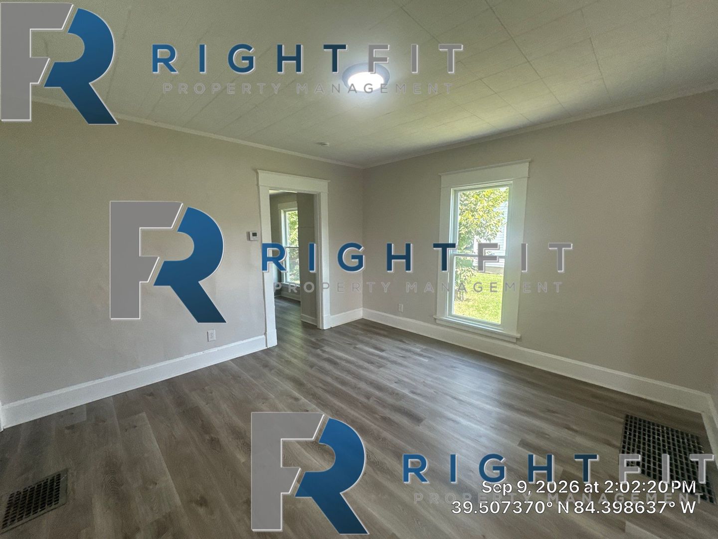 1507 Woodlawn Ave 3 of 12