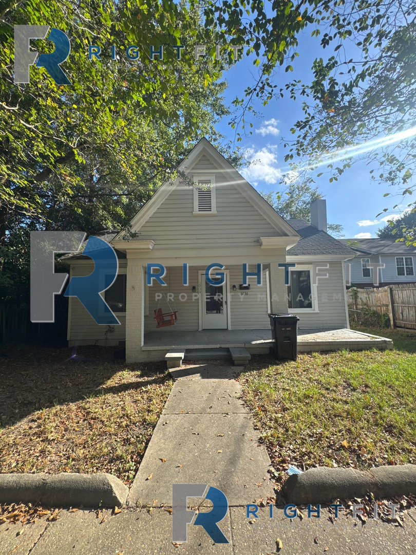 Columbus House: 1036 17th Street