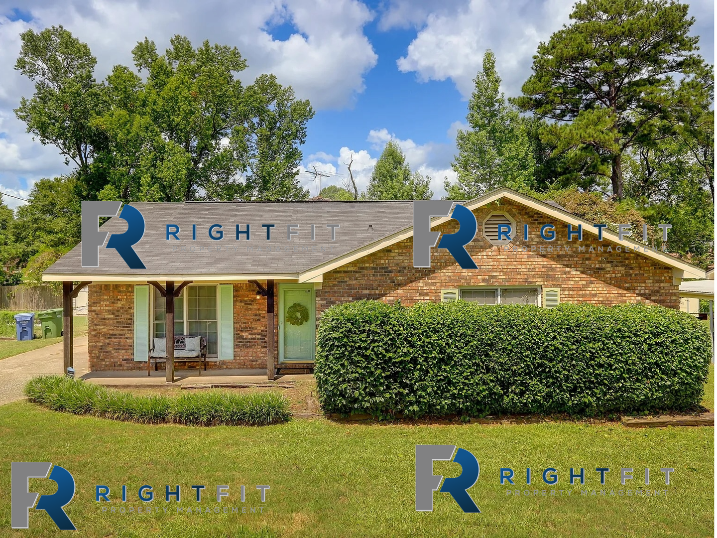 Columbus House: 7911 Cleo Drive