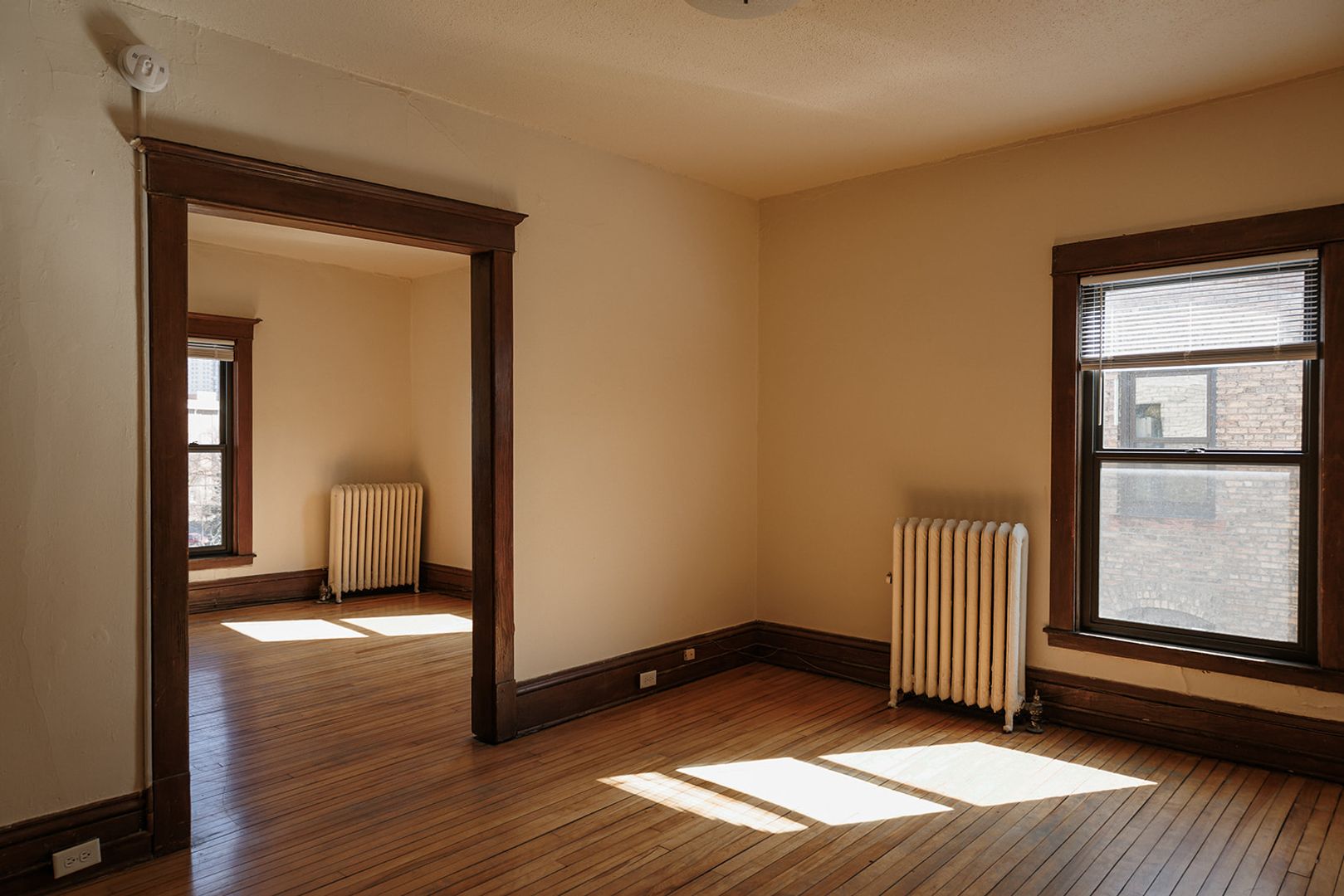 Minneapolis Apartment: 307 West 15th Street