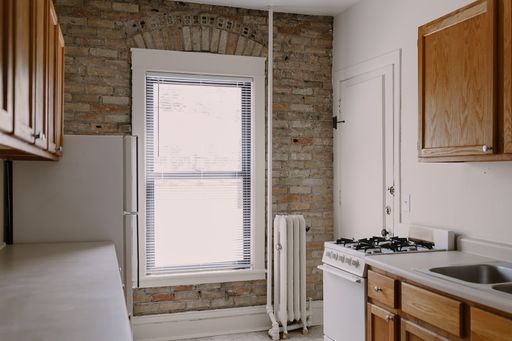 Beautiful Three Bedroom in Loring Park Minneapolis - ONE MONTH FREE! – photo 1
