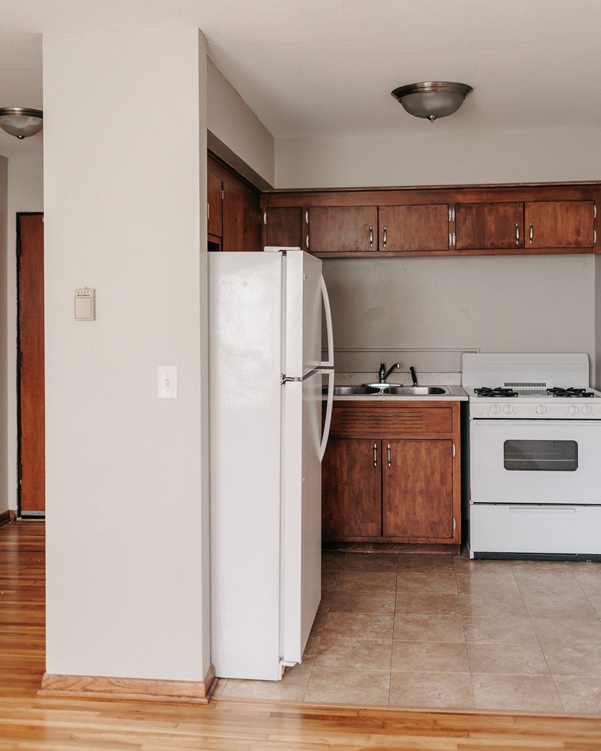Minneapolis Apartment: 301 5th Street SE