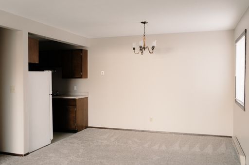 Two Bedroom Apartment Available in Litchfield