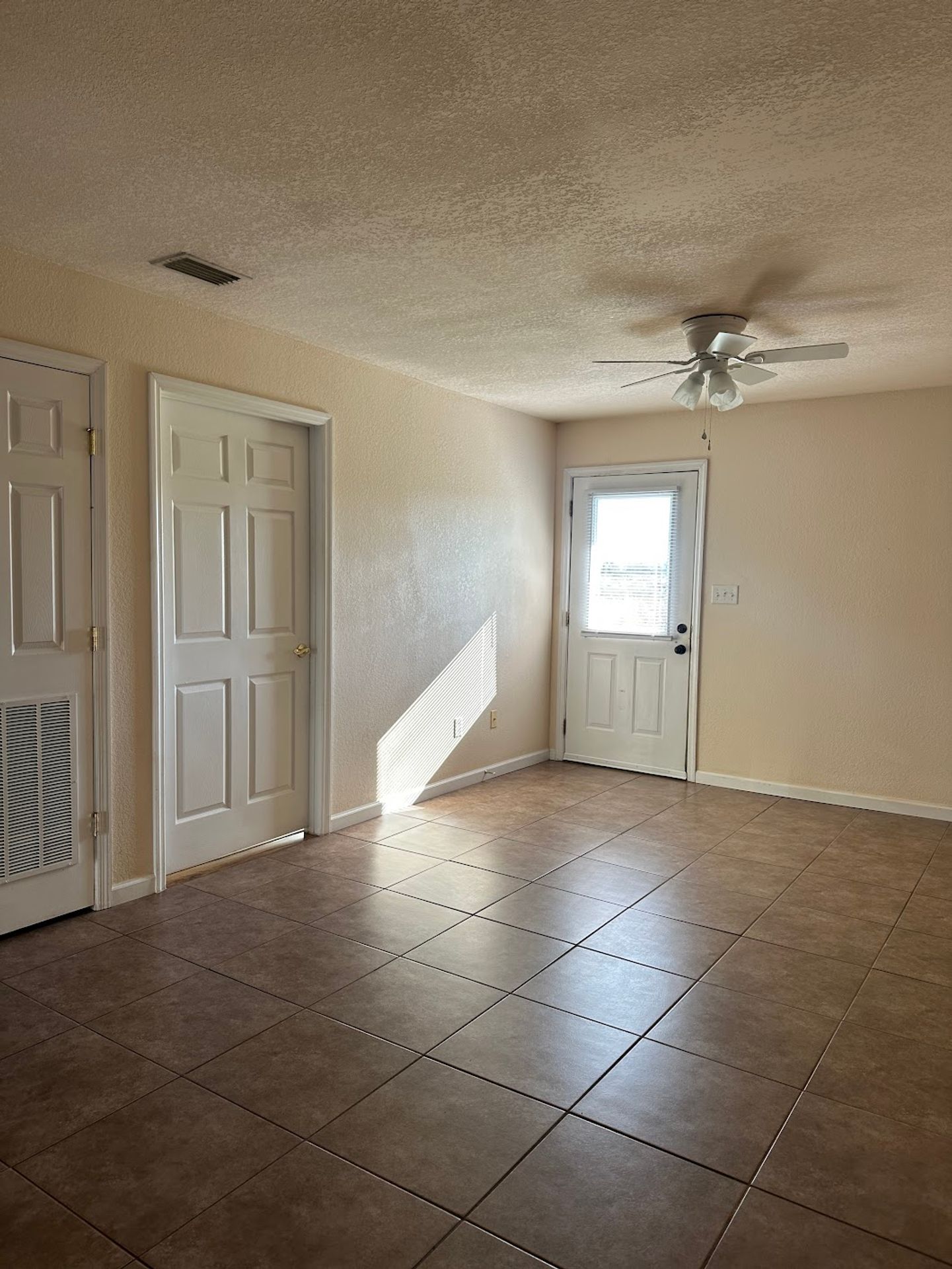 Mel Mar Go Live Oak 5 of 10
