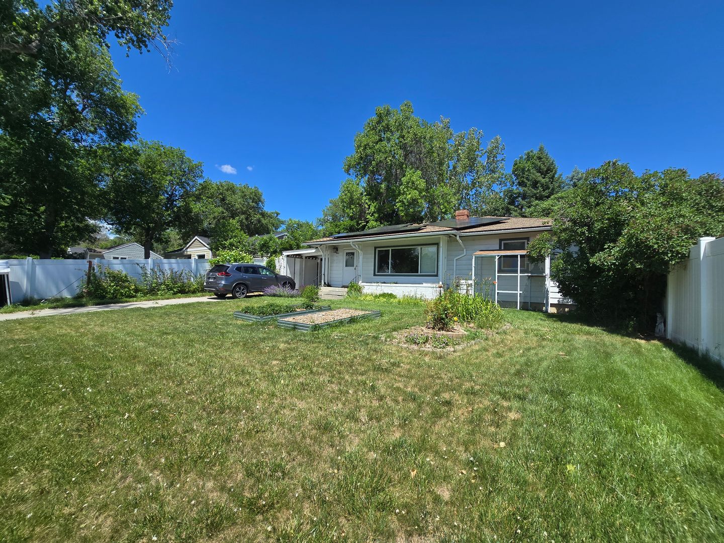 Billings House: 1005 Rimrock Rd