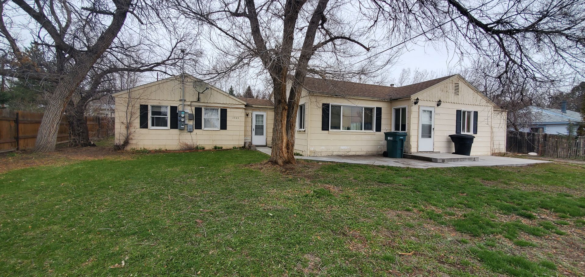Billings Apartment: 2923 & 2925 Poly Dr