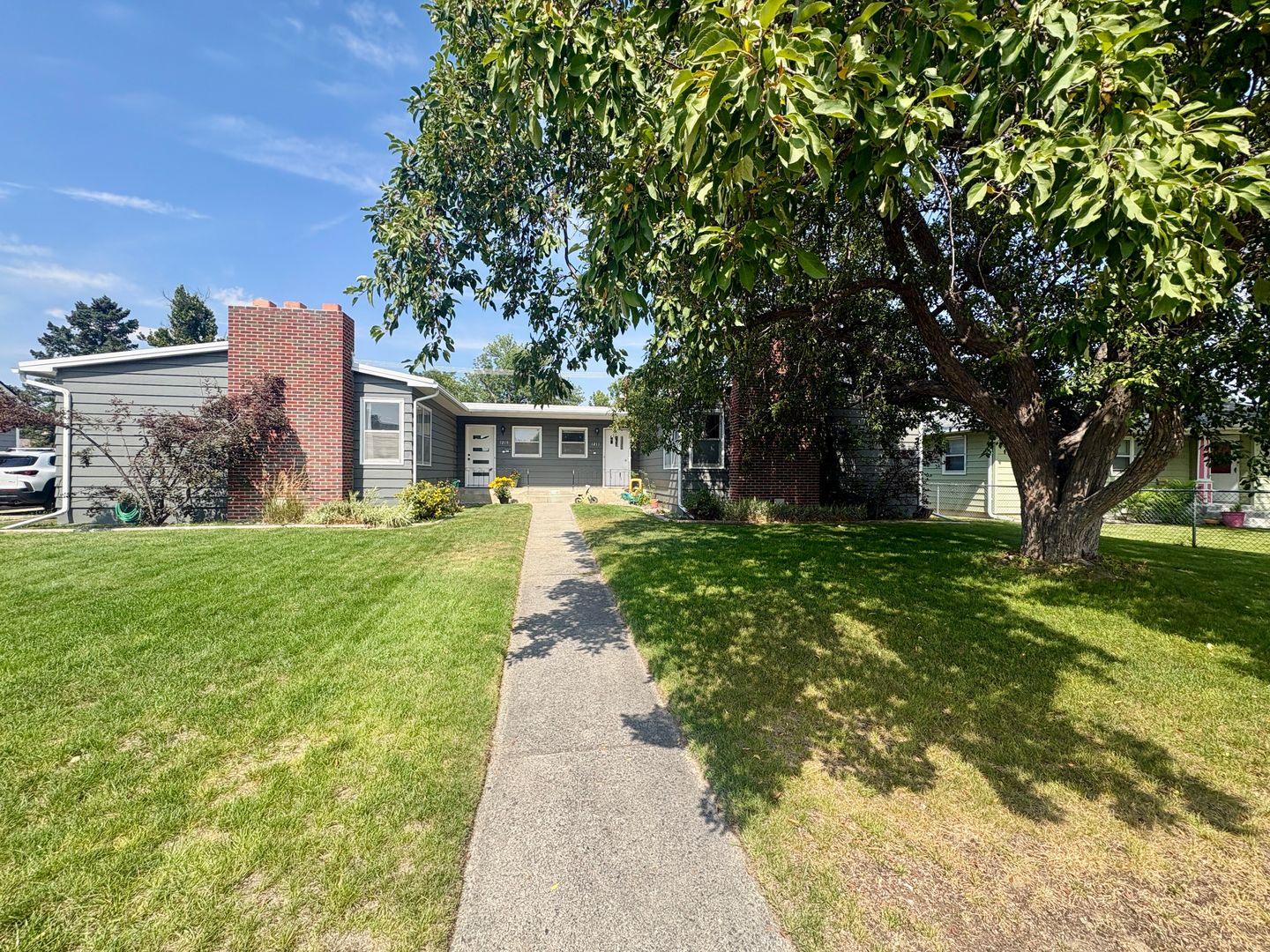 Billings House: 1215 Avenue E