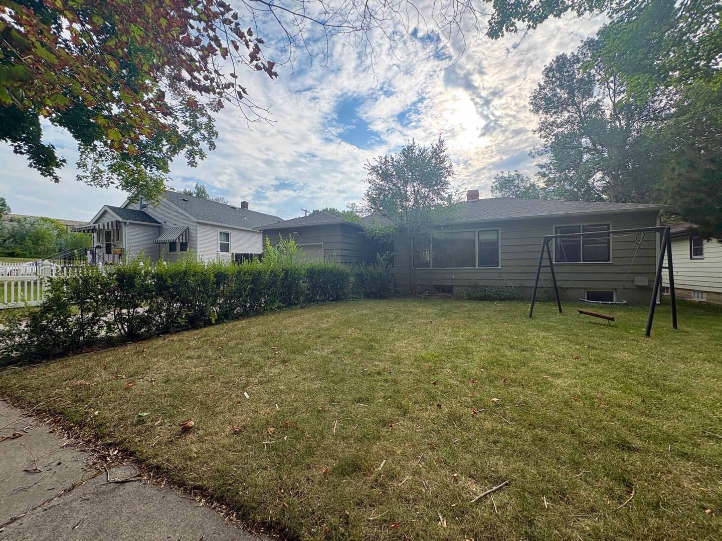Billings House: 2419 Pine St