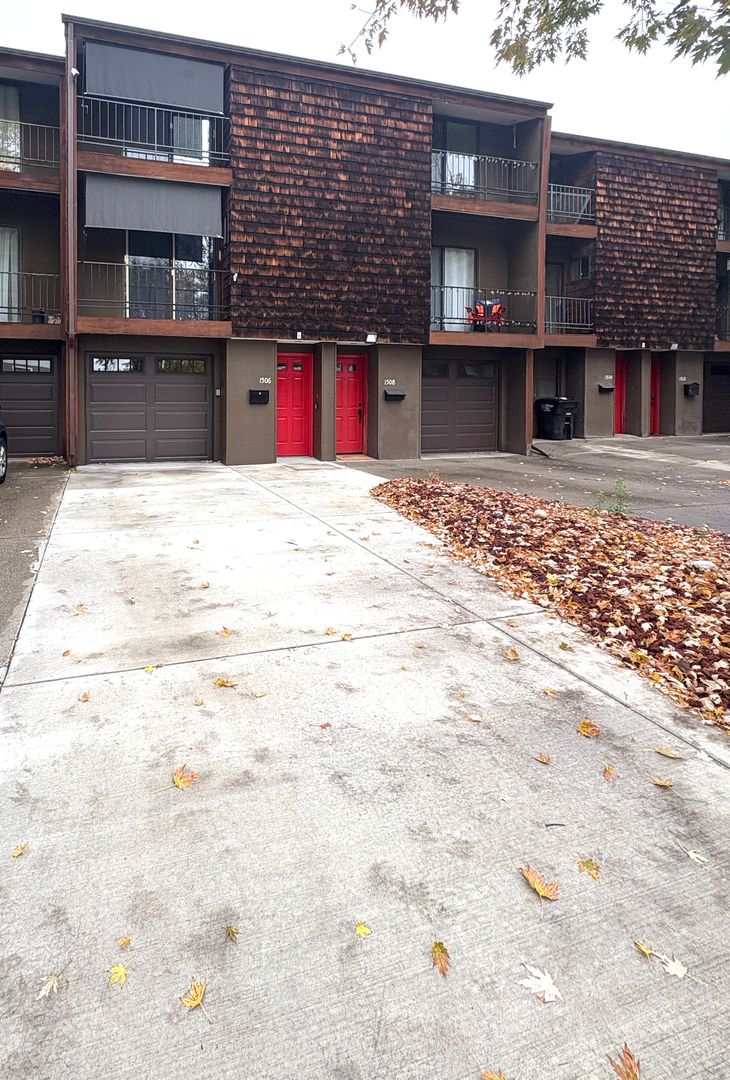 2 bedroom 2 bath condo 