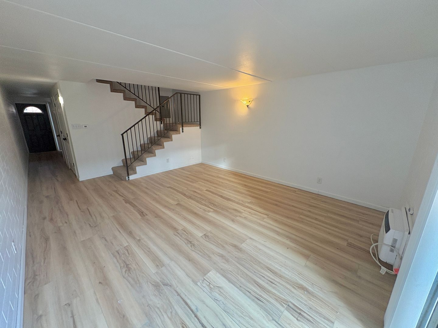 Billings Apartment: 300 N 25th ST