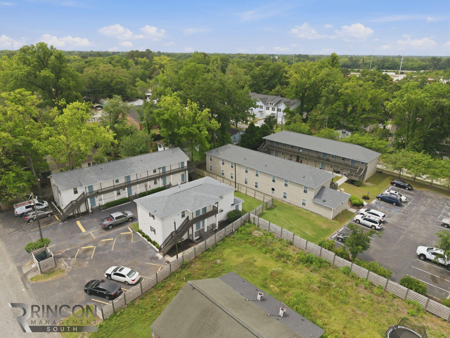 North Charleston Apartment: 4025-4031 Bamberg Avenue