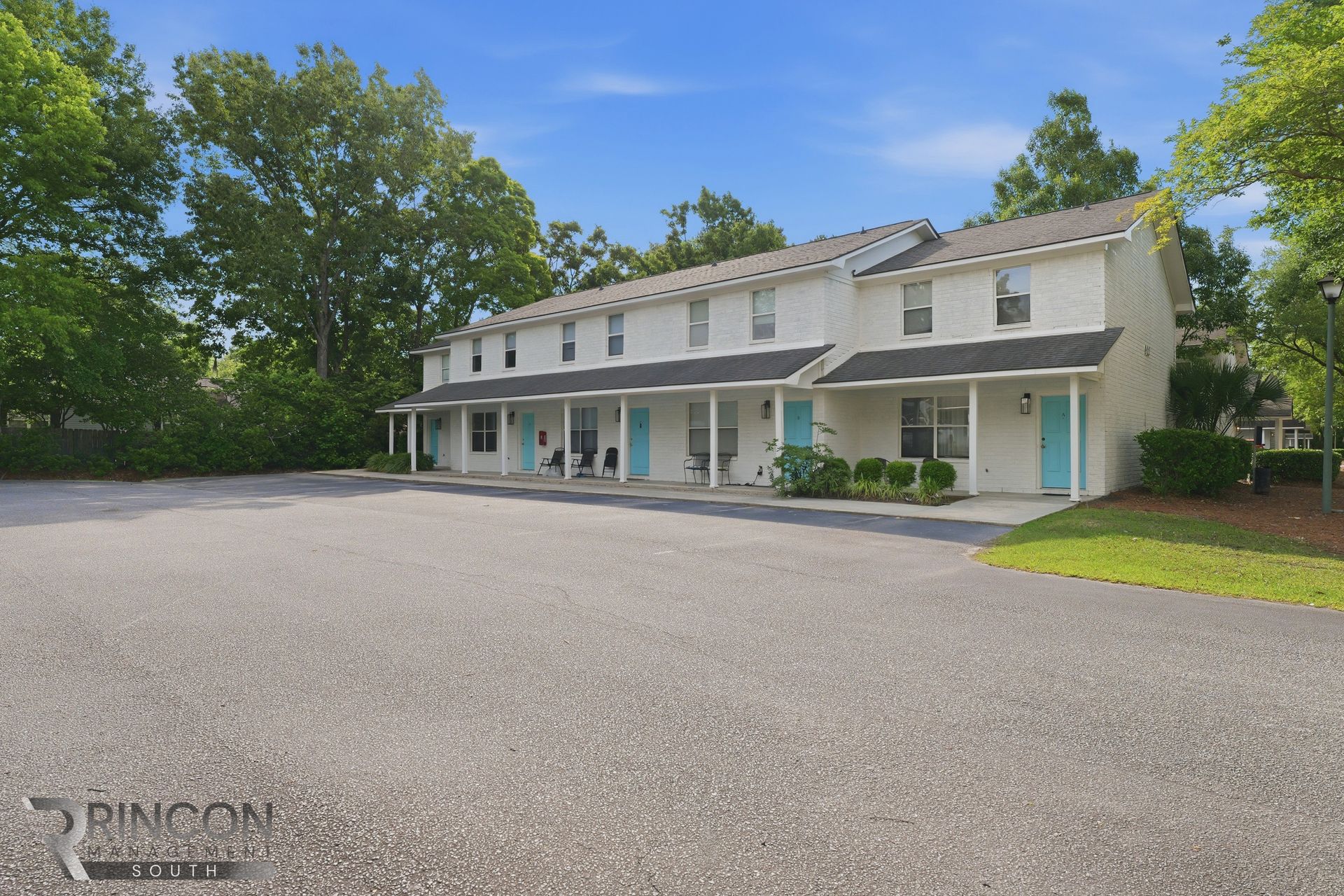 Charleston Apartment: 900 East Estates Blvd - 930B