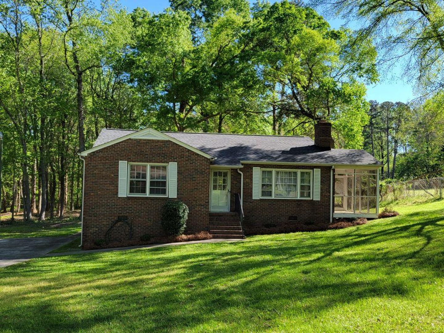 Rock Hill House: 3016 Hilton Road