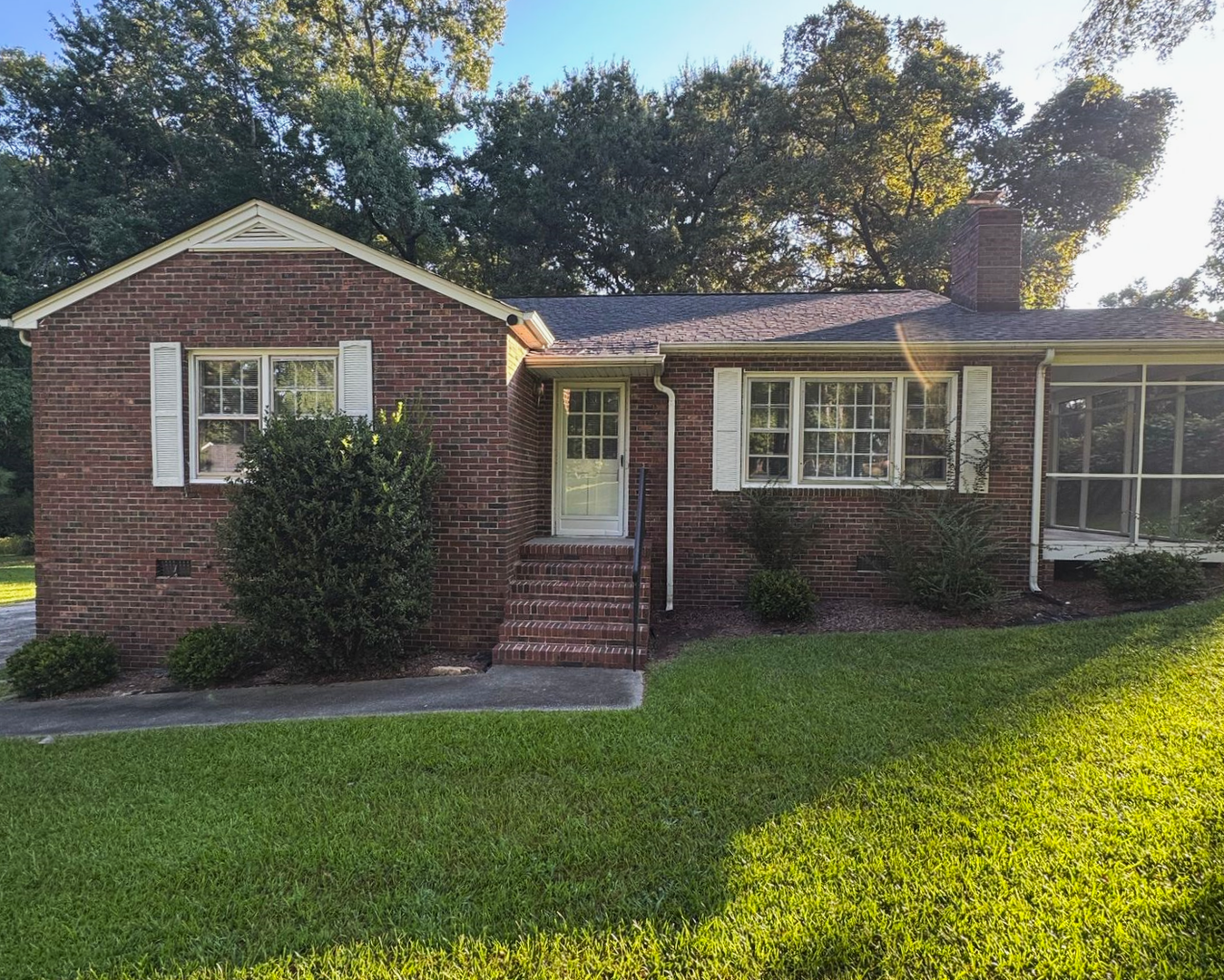 Rock Hill House: 3016 Hilton Road