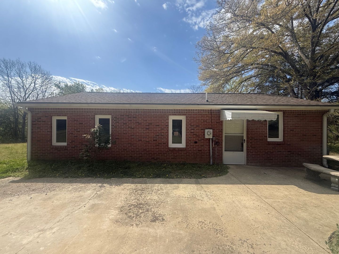 Chester House: 866 Hawthorne Road