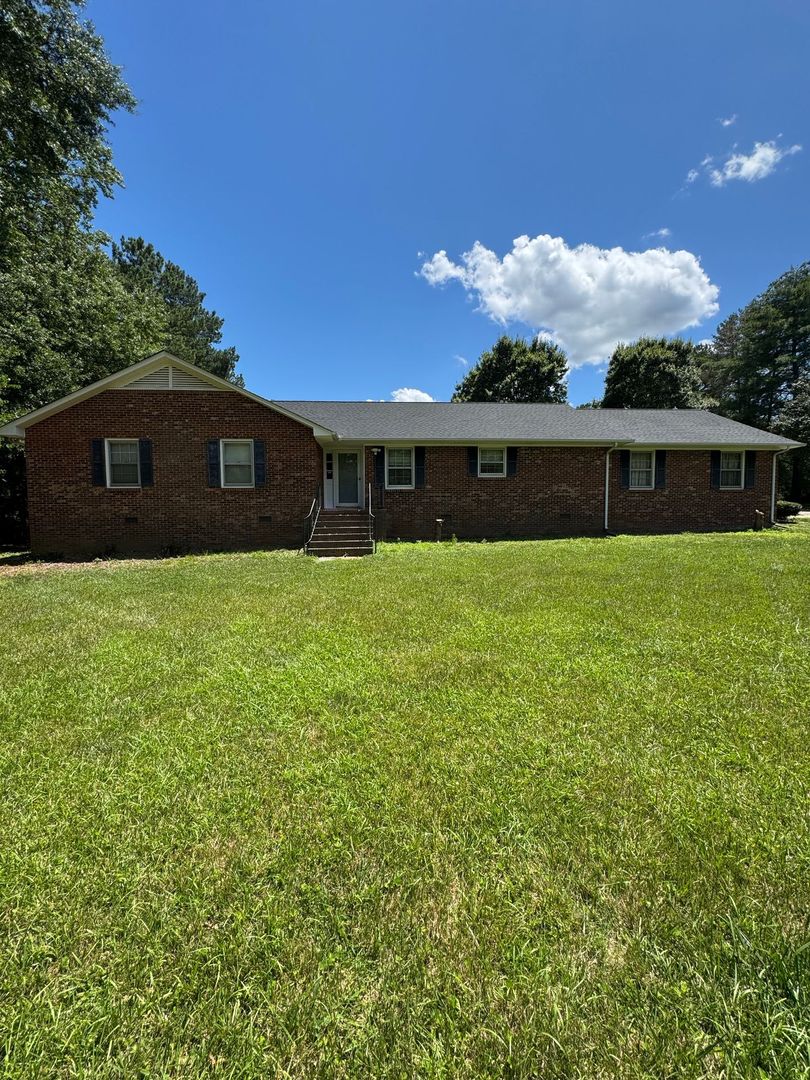Rock Hill House: 4580 Pennington Road