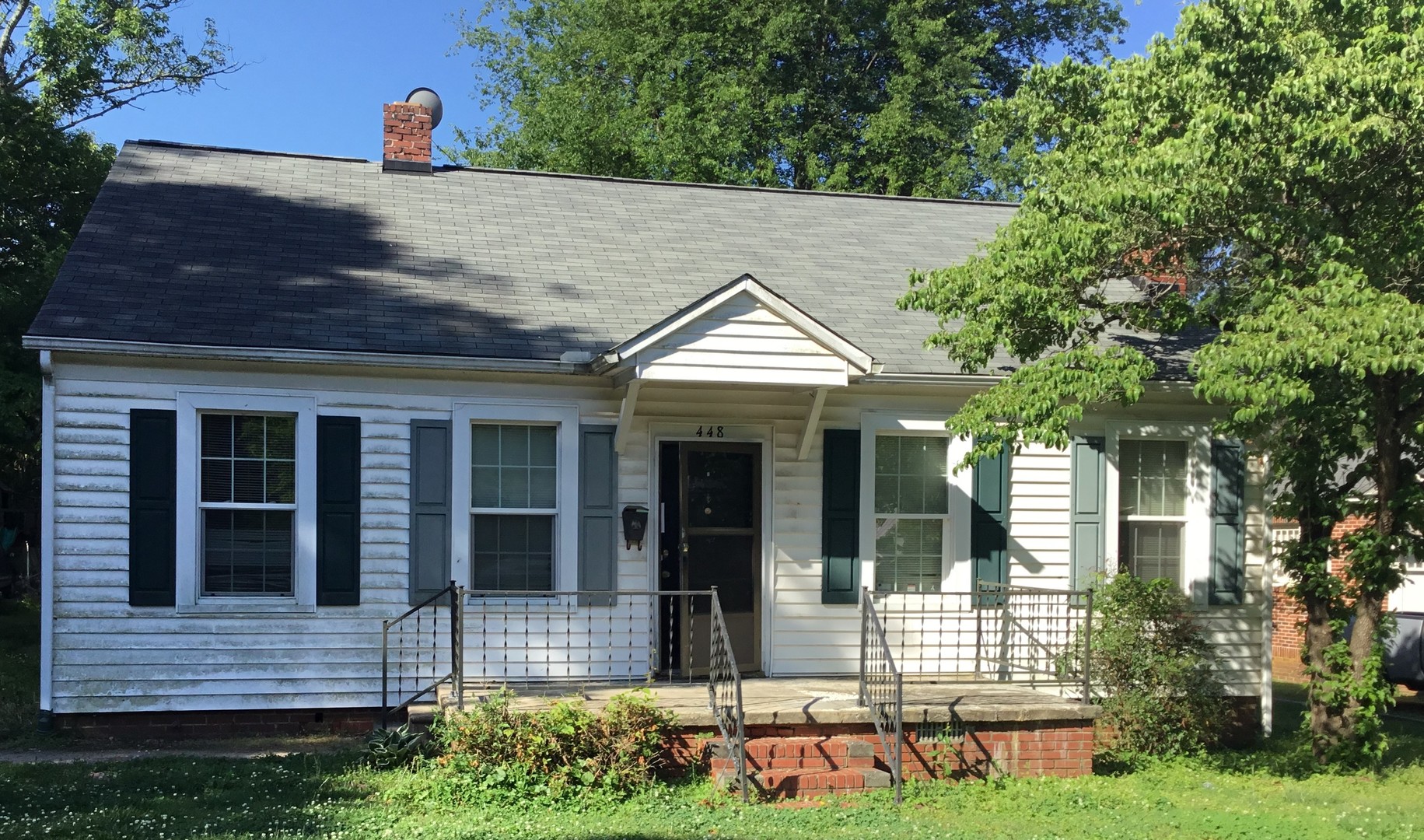 Rock Hill House: 448 Willowbrook Avenue