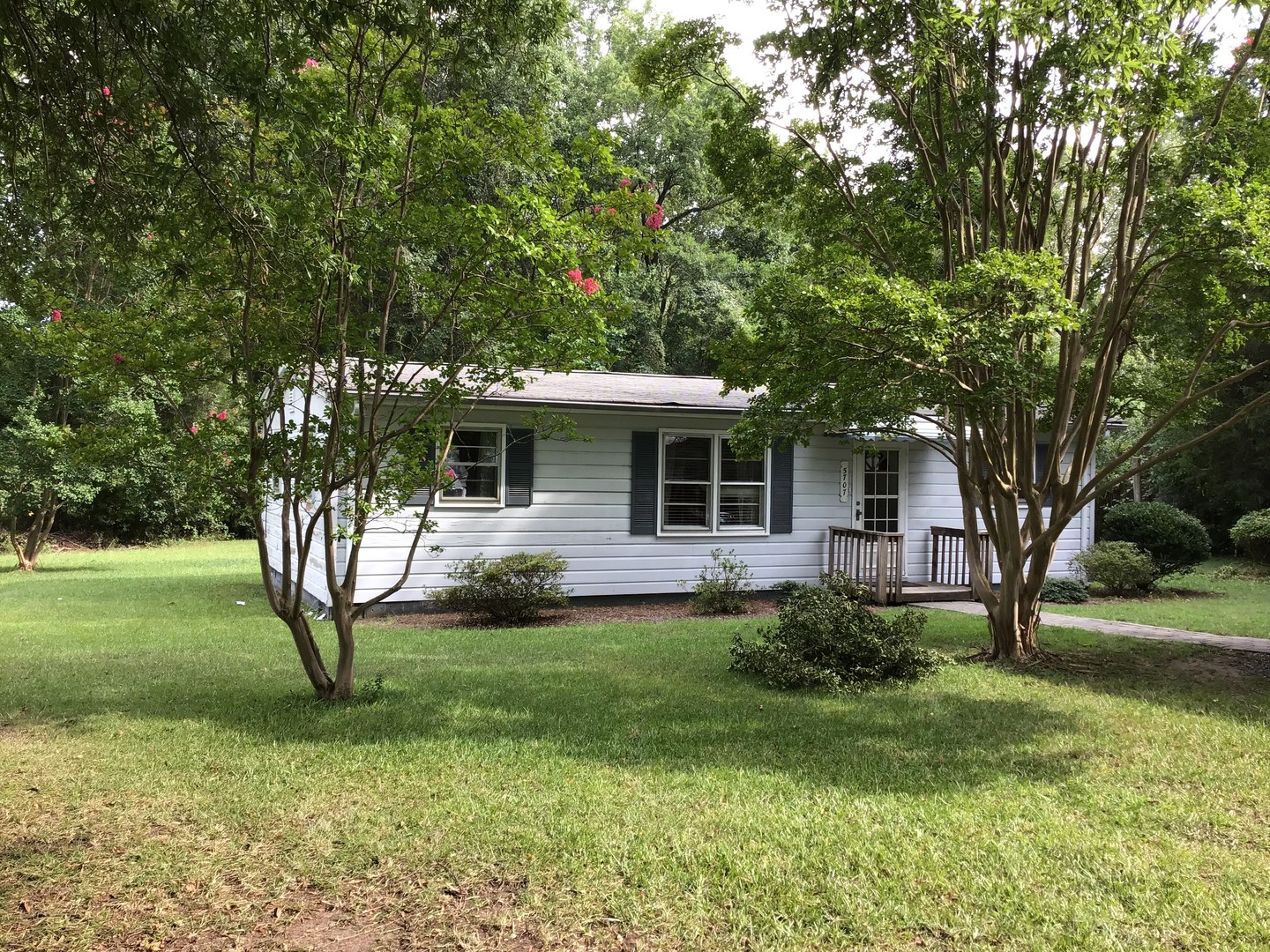 Rock Hill House: 5707 Mt. Gallant Road