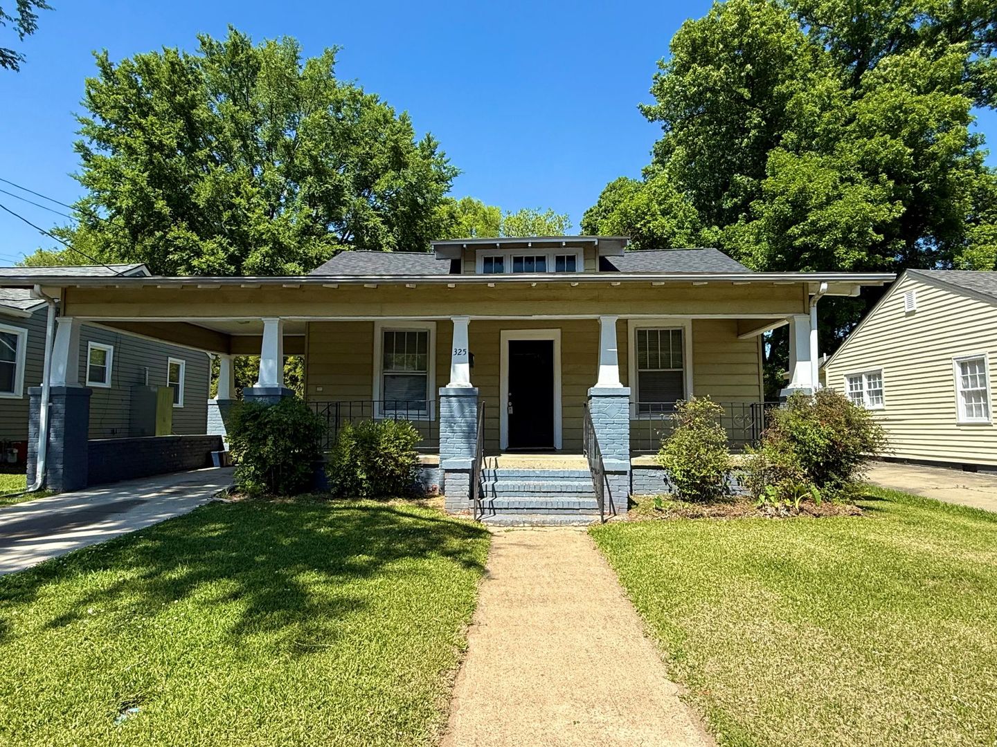 Rock Hill House: 325 Walnut Street