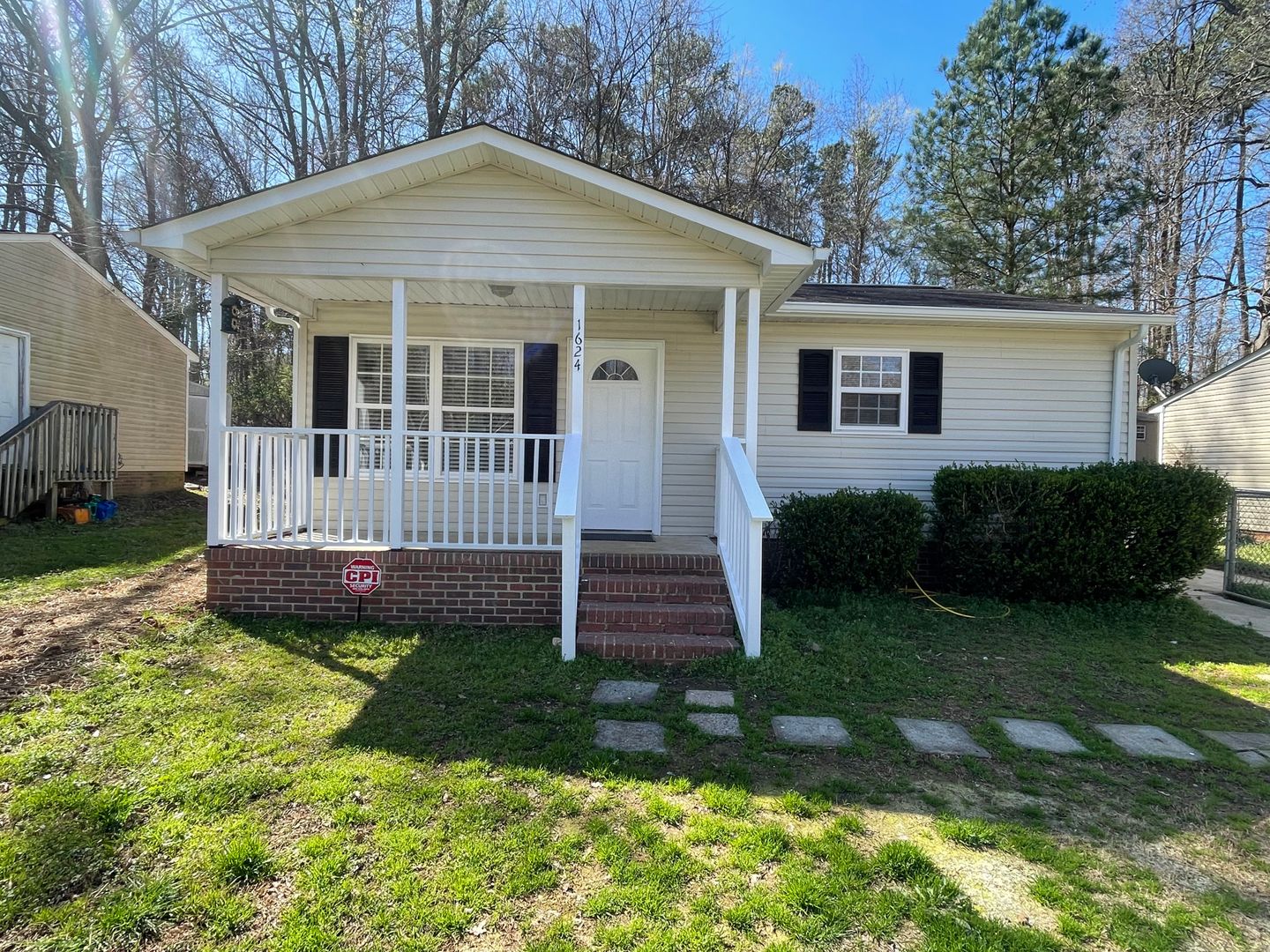 Rock Hill House: 1624 Pineburr Lane
