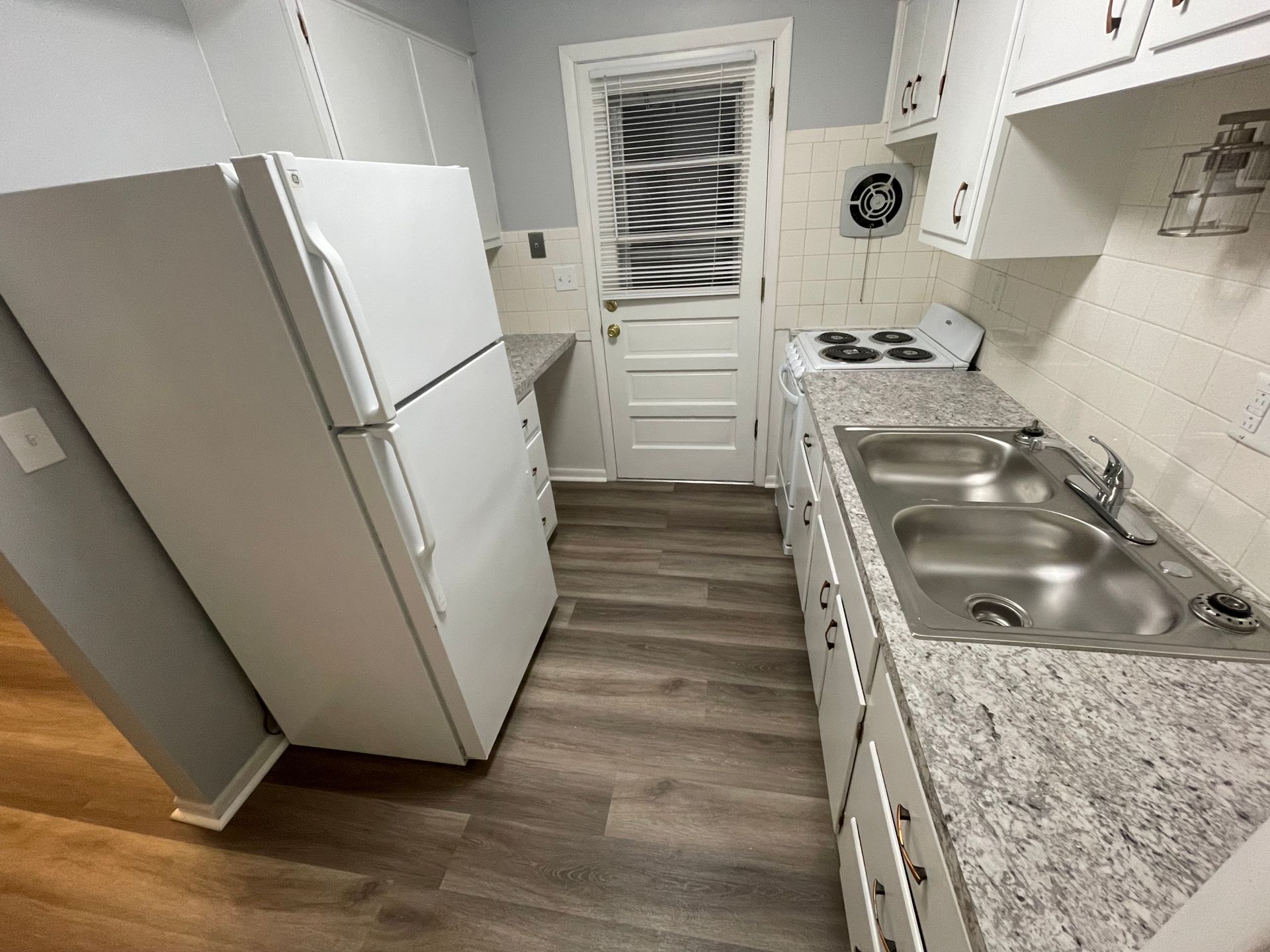 Evansville Apartment: 3500 Rodenberg Ave