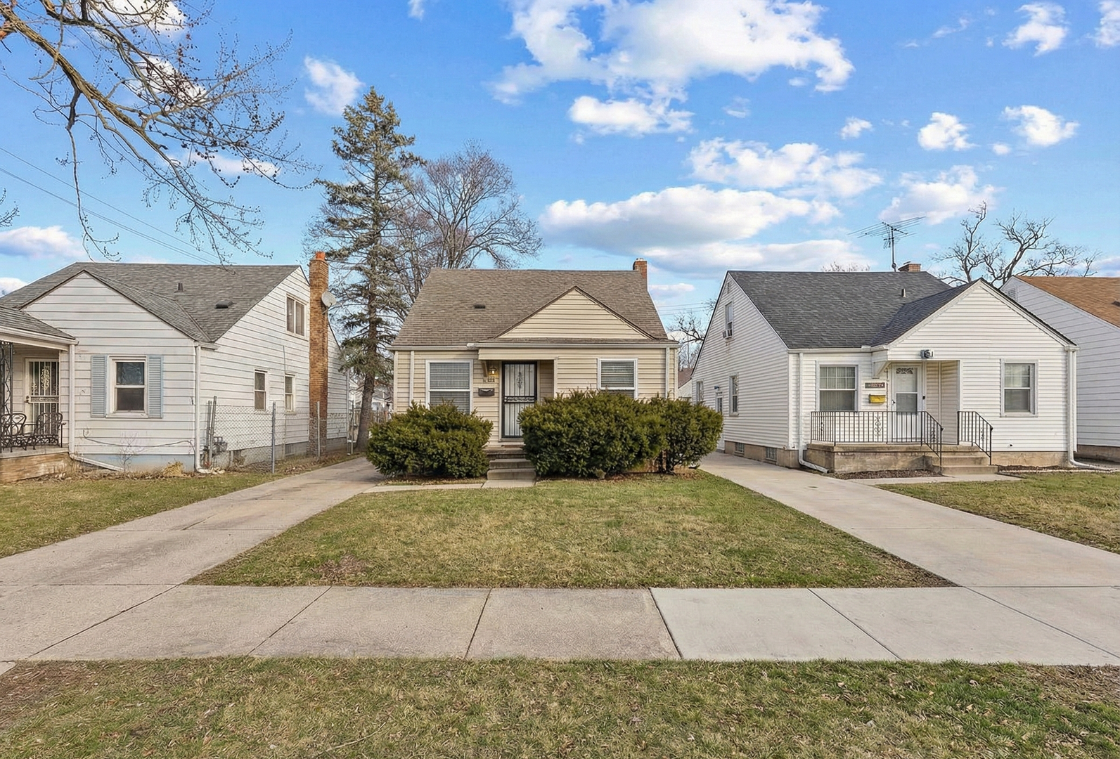 Detroit House: 19500 Asbury Park
