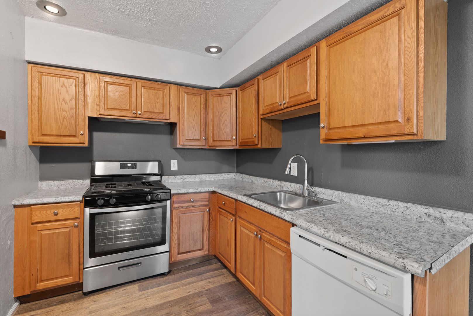 Pittsburgh Apartment: 6062-6064 Butler Street