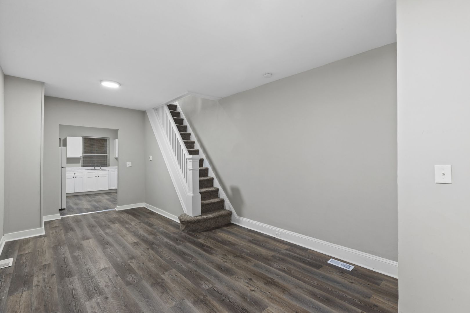 Baltimore House: 722 N Glover St