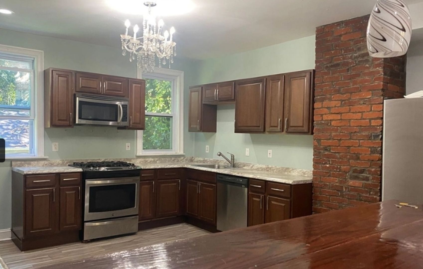 Pittsburgh House: 334 Harmar Street Front
