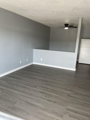 1 Bed 1 Bath Apartment NOW Pre-Leasing!!
