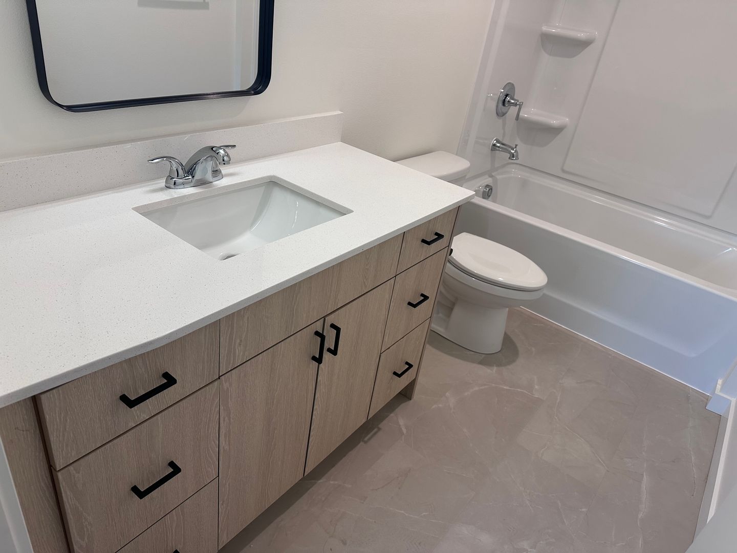 Everett Apartment: 3402 Colby Avenue