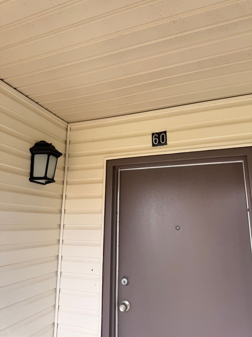 Alexandria Apartment: 2509 Culpepper Rd