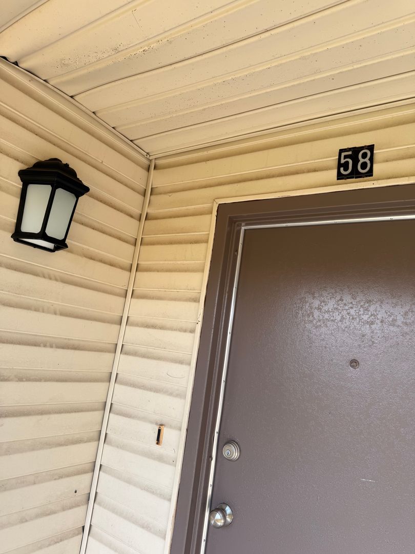 Alexandria Apartment: 2509 Culpepper Rd