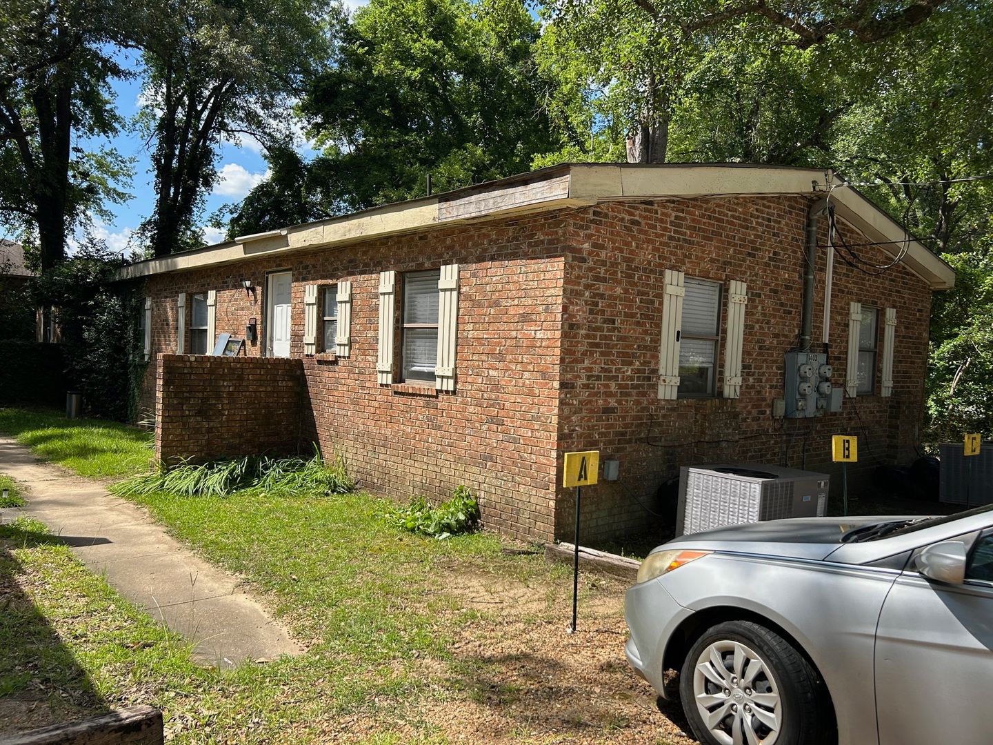 Pineville Apartment: 1403 Donahue Ferry Road