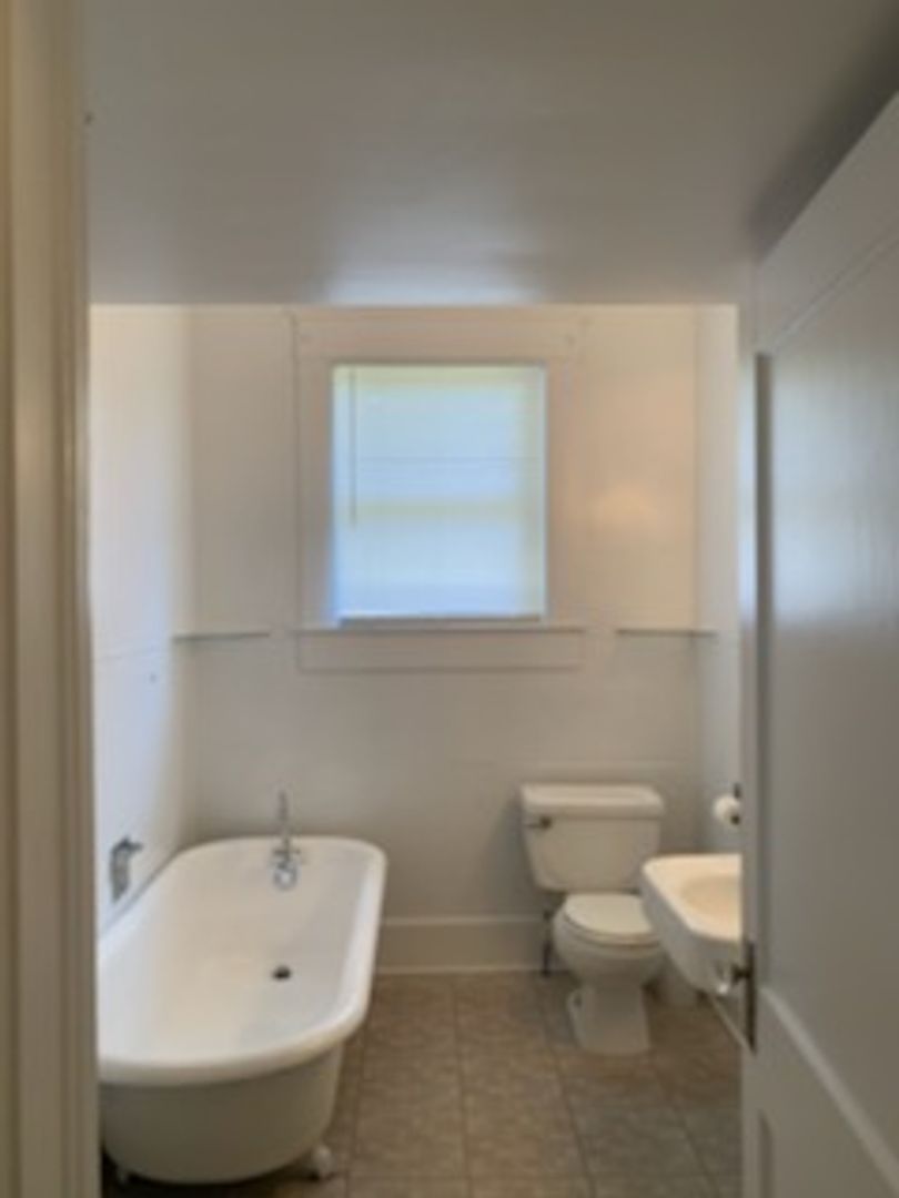 Alexandria House: 2319 Elliott Street