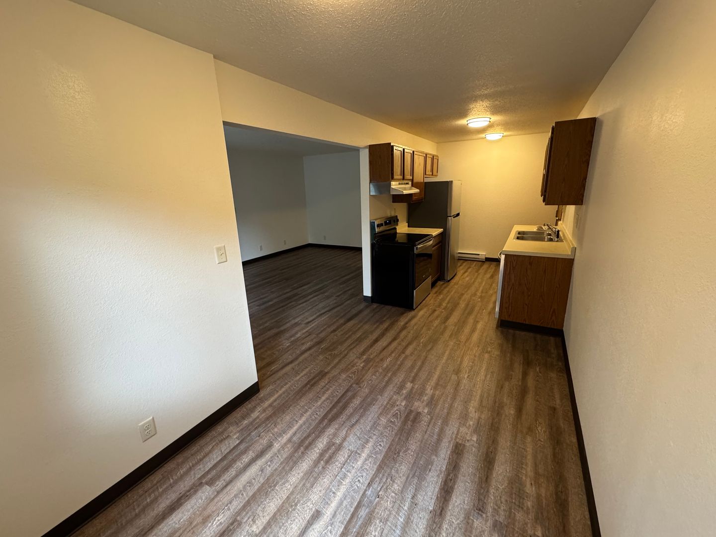 Woodruff Apartment: 302 Balsam St