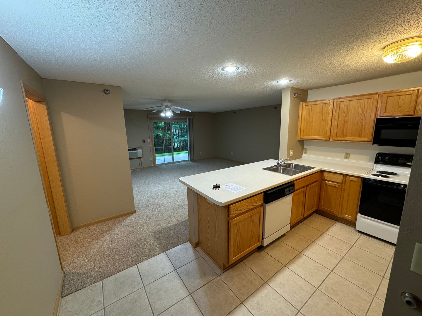Minocqua Apartment: 9744 Island Estates Pl