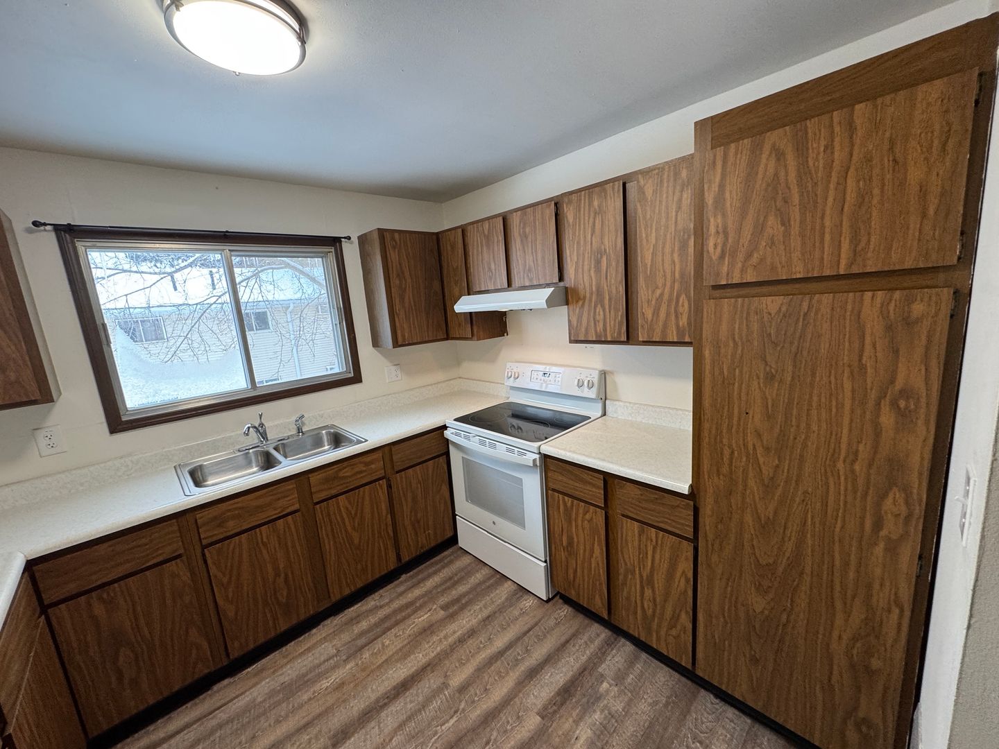 Minocqua Apartment: 9425 Cty J
