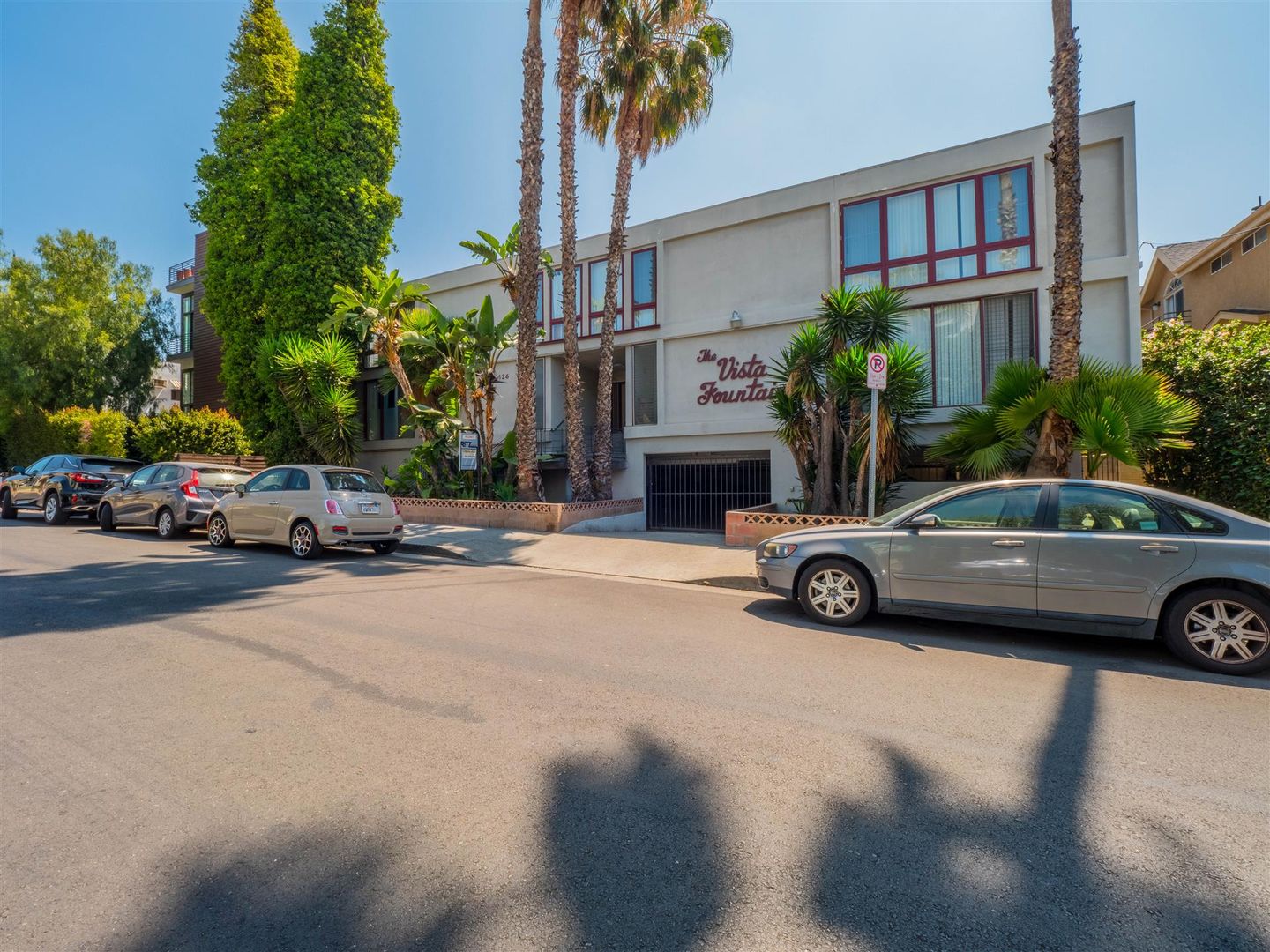 Hollywood vintage at its finest! 