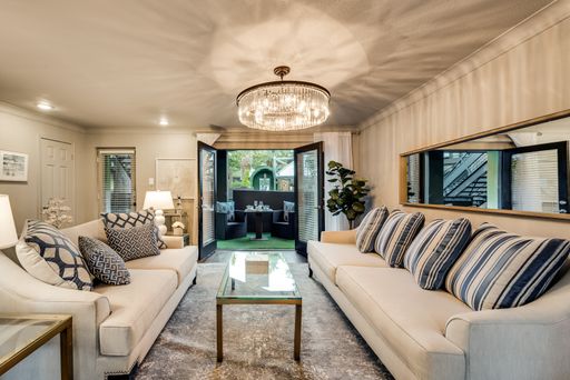 6011-105 Salsa "Sea Breeze" Executive Luxury Living in Central Dallas – photo 1